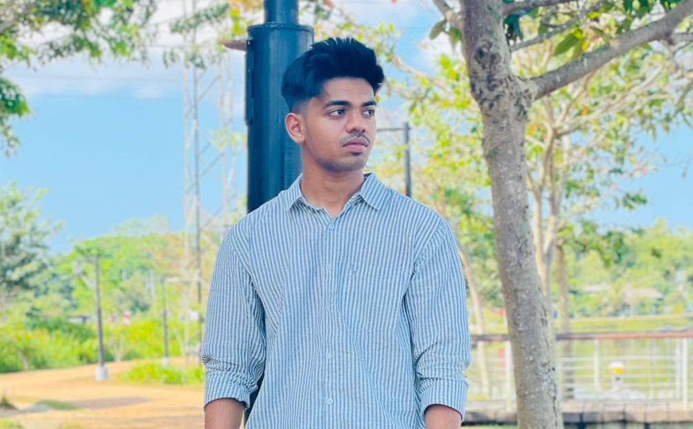 Mohamed Shiras - Software Engineering Undergraduate profile photo